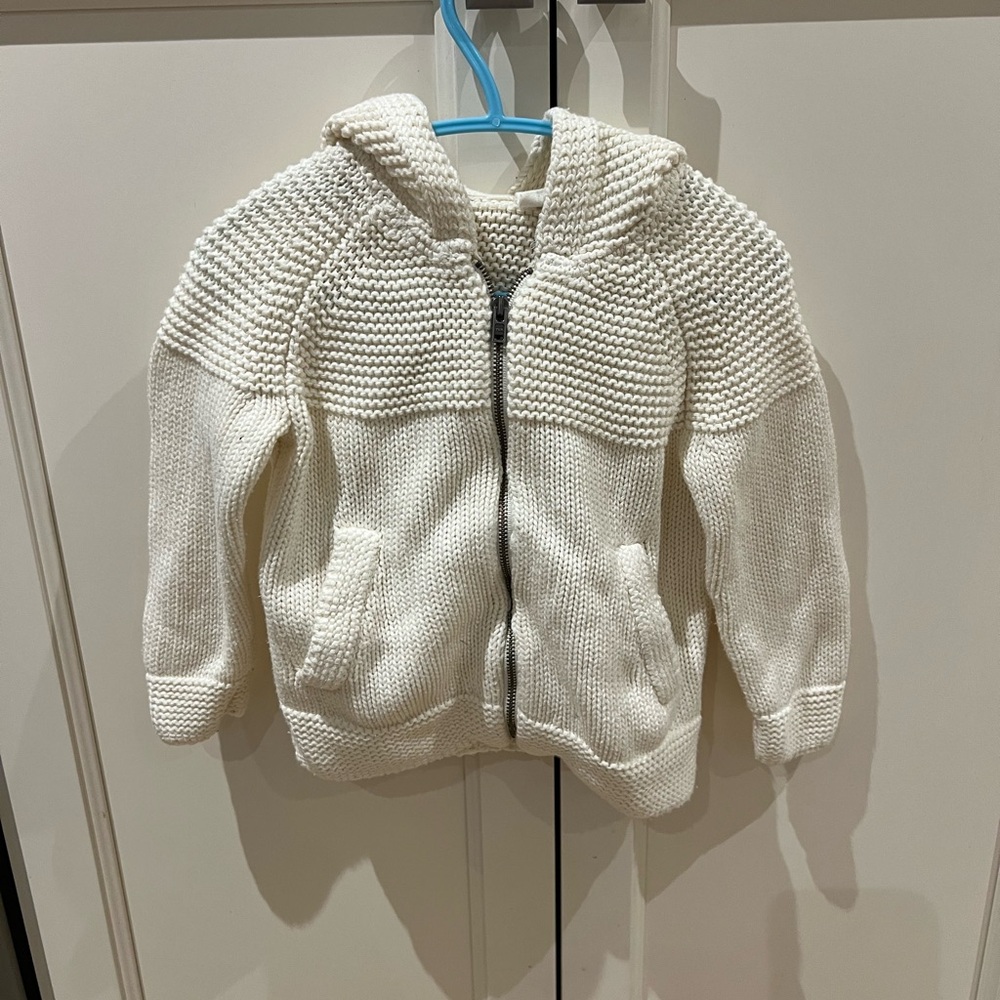 GAP 3t girls Kids Cream Knit Sweater